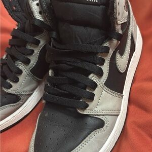 Nike Kids Black and Gray Sneakers